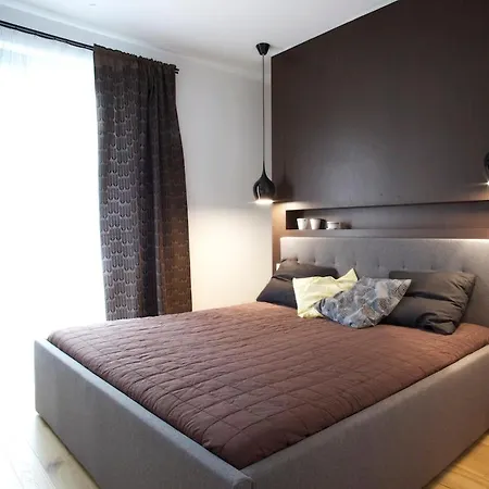Stylish 2-br Apartment, 100 Sqm ǀ Ac, Free Parking, Terrace Daire *
