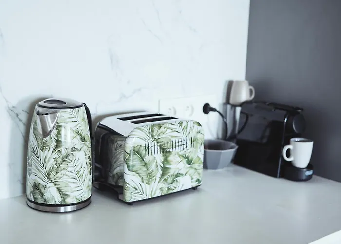 Appartement Stylish 2-br Apartment, 100 Sqm ǀ Ac, Free Parking, Terrace