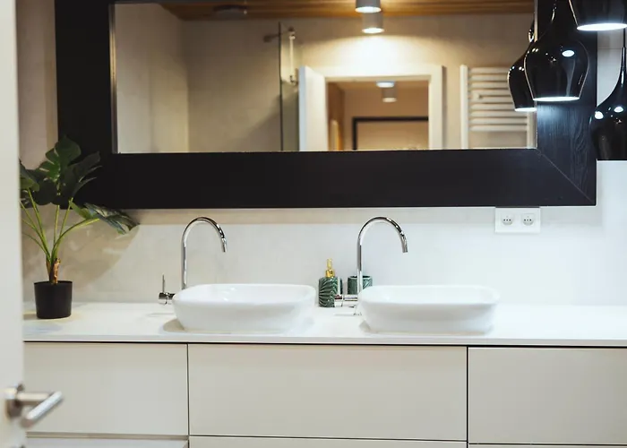 公寓 Stylish 2-br Apartment, 100 Sqm ǀ Ac, Free Parking, Terrace